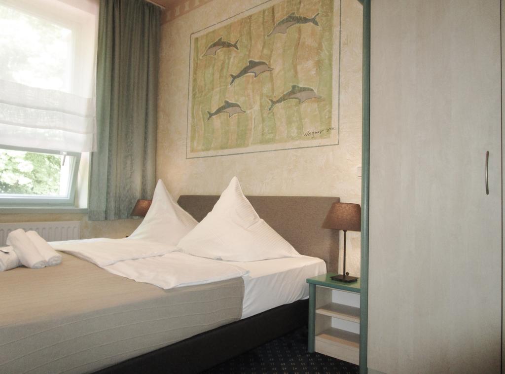 Hotel Ostseestern Kuehlungsborn Room photo