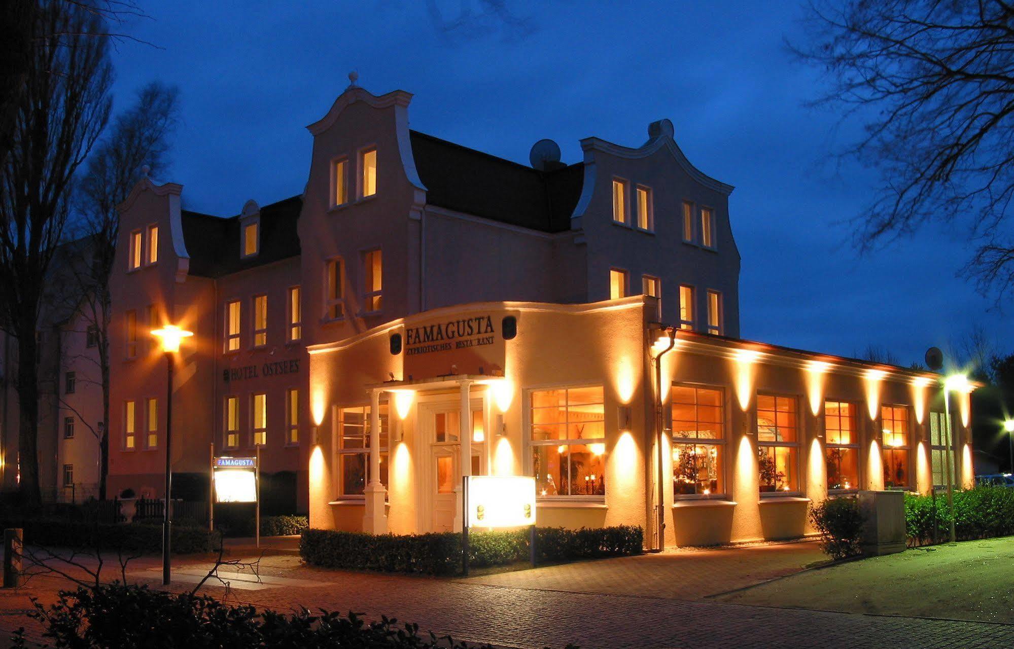 Hotel Ostseestern Kuehlungsborn Exterior photo